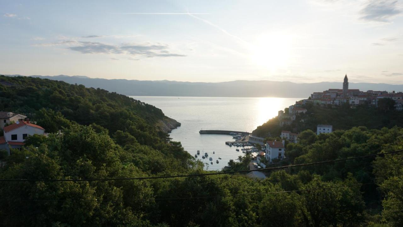 Mirela Bed & Breakfast 4*