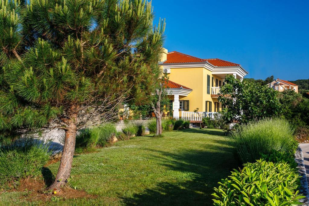 Mirela Bed & Breakfast